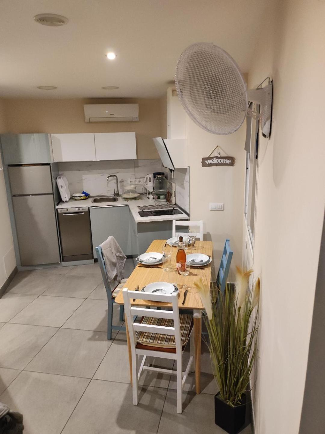 Center Flat Puerto Del Carmen Near The Beach Natural Elements Apartment מראה חיצוני תמונה